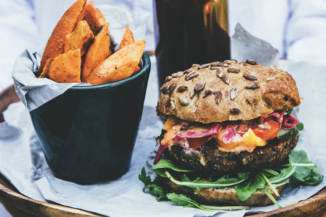 Wonderbaarlijk On)gezond: Cheeseburger met frietjes (minder calorieën, minder UY-47