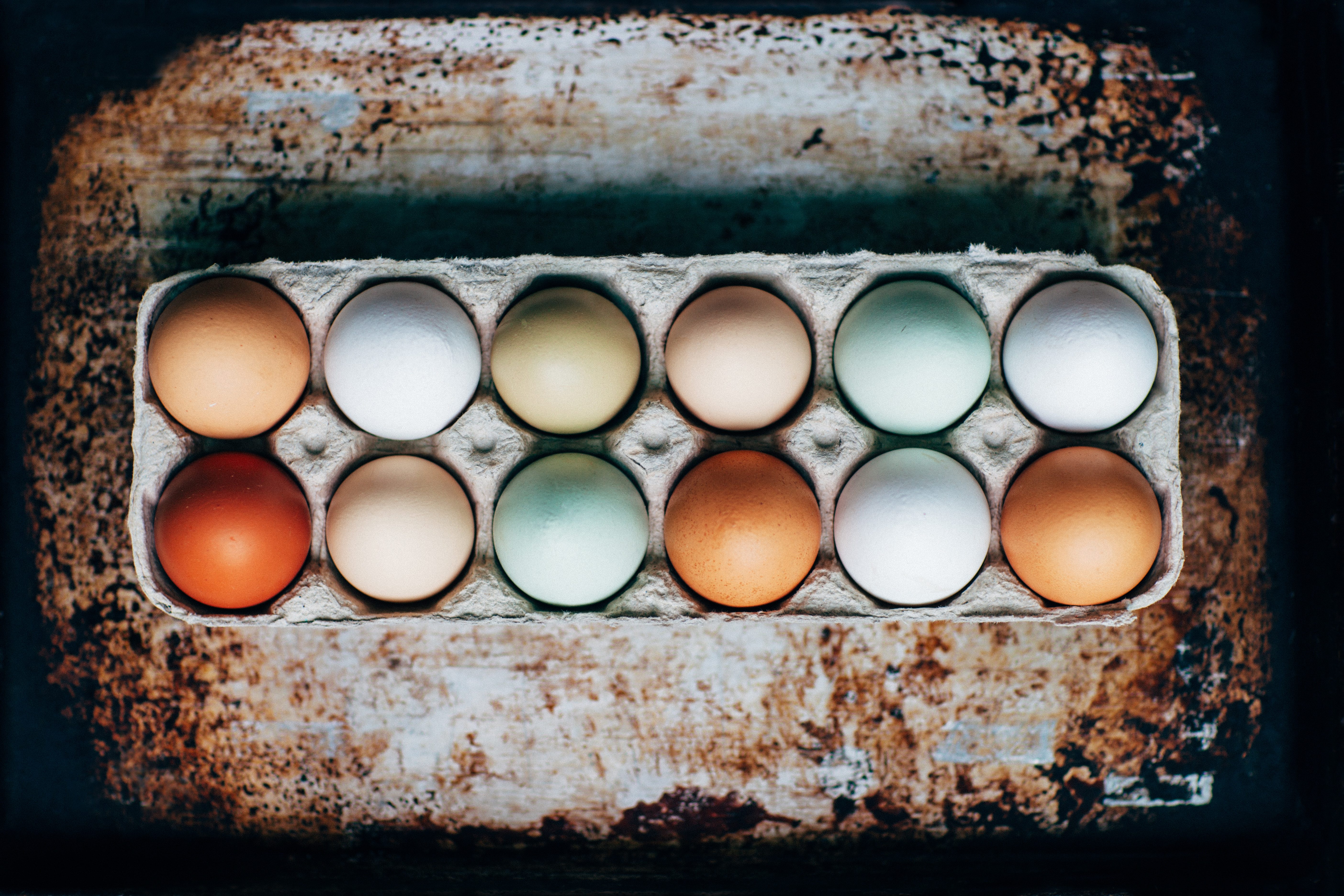 Mythe of feit: zijn witte eieren beter dan bruinrode eieren?
