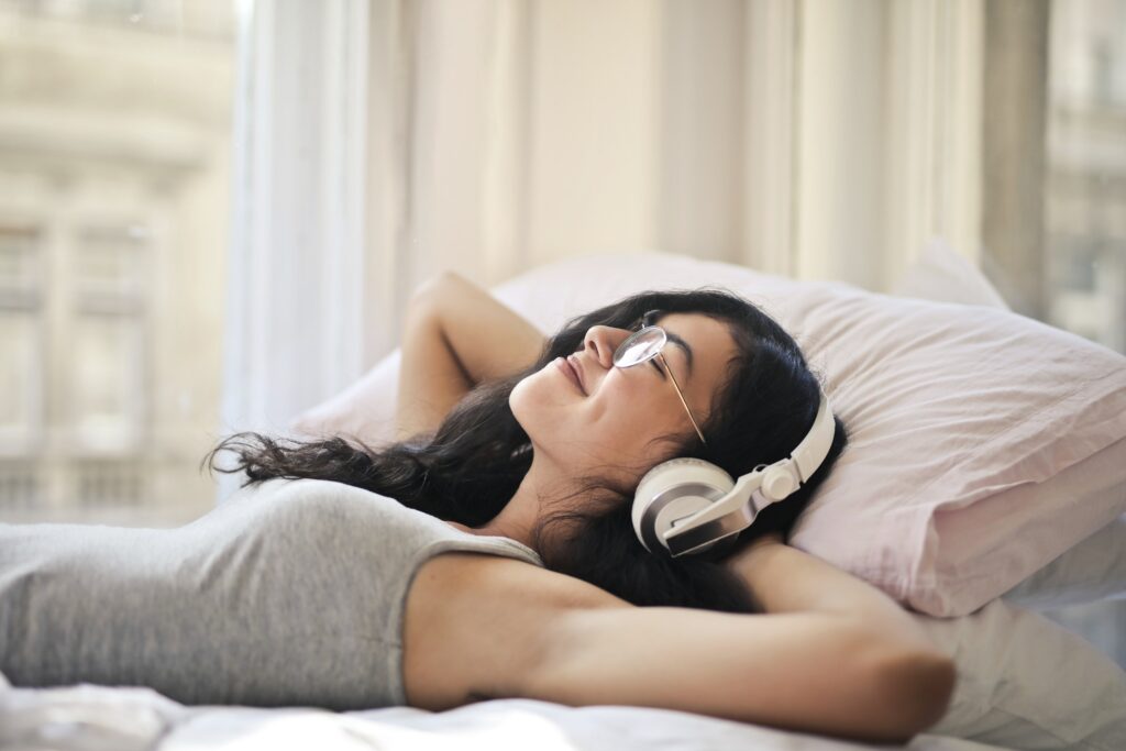 muziek luisteren voor mindfulness tegen stress