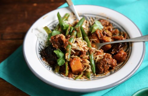 Overheerlijke spicy sajoer boontjes met rijst