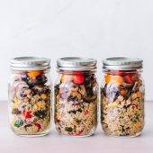 Salad time! Garnalen met blauwe bessen en watermeloen
