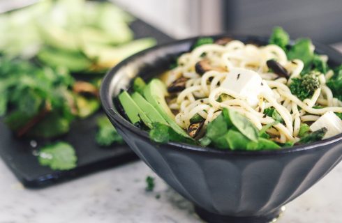 4x overheerlijke vegetarische noodles recepten speciaal voor jou