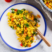 Recept: vegan wentelteefjes met aardbeien en bosbessen