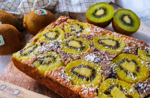 Start de week goed met deze kiwi ontbijtcake
