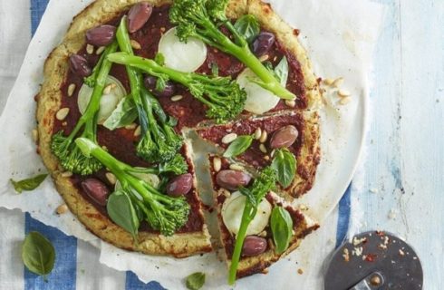 Recept: Bloemkool pizza met geitenkaas en broccoli
