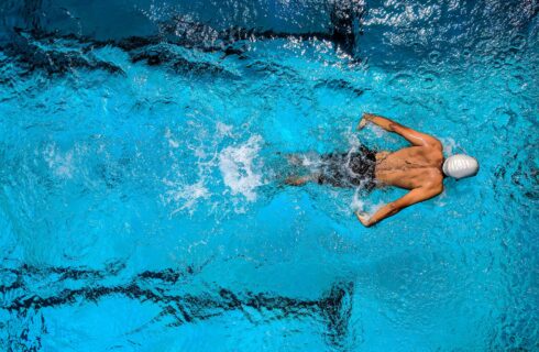 Deze 6 gezondheidsvoordelen maken zwemmen de beste workout!