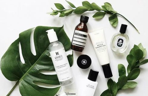 Wat zit er nou eigenlijk precies in onze make-up?