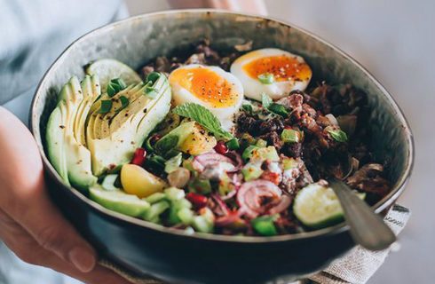 Hoeveel eiwitten heb je nou eigenlijk echt nodig?