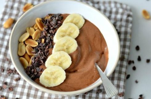 Gezonde pindakaas en banaan lunch bowl!