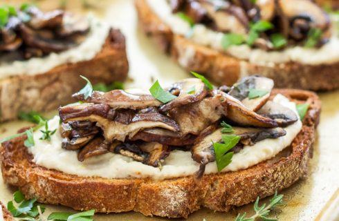 Vegetarisch hapje: Knoflook champignons