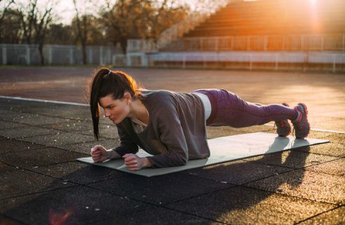 Home workout voor sterke buikspieren en een strakke buik!