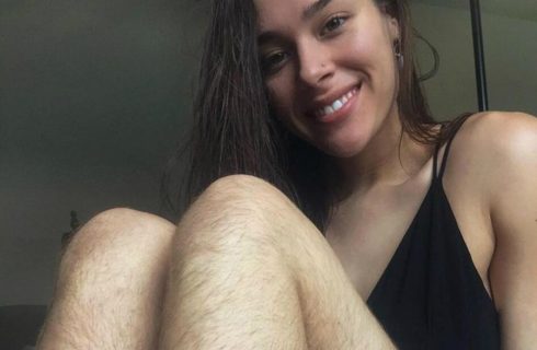 Deze blogster stopte met scheren om natuurlijke schoonheid te promoten